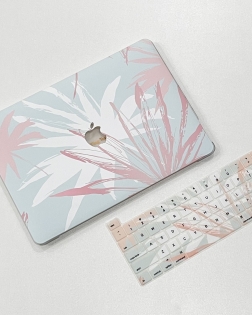 Green leaf MacBook Cover